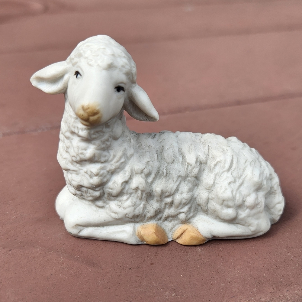 Kirkland Signature Nativity Set 75177 Replacement Figure Lamb Only